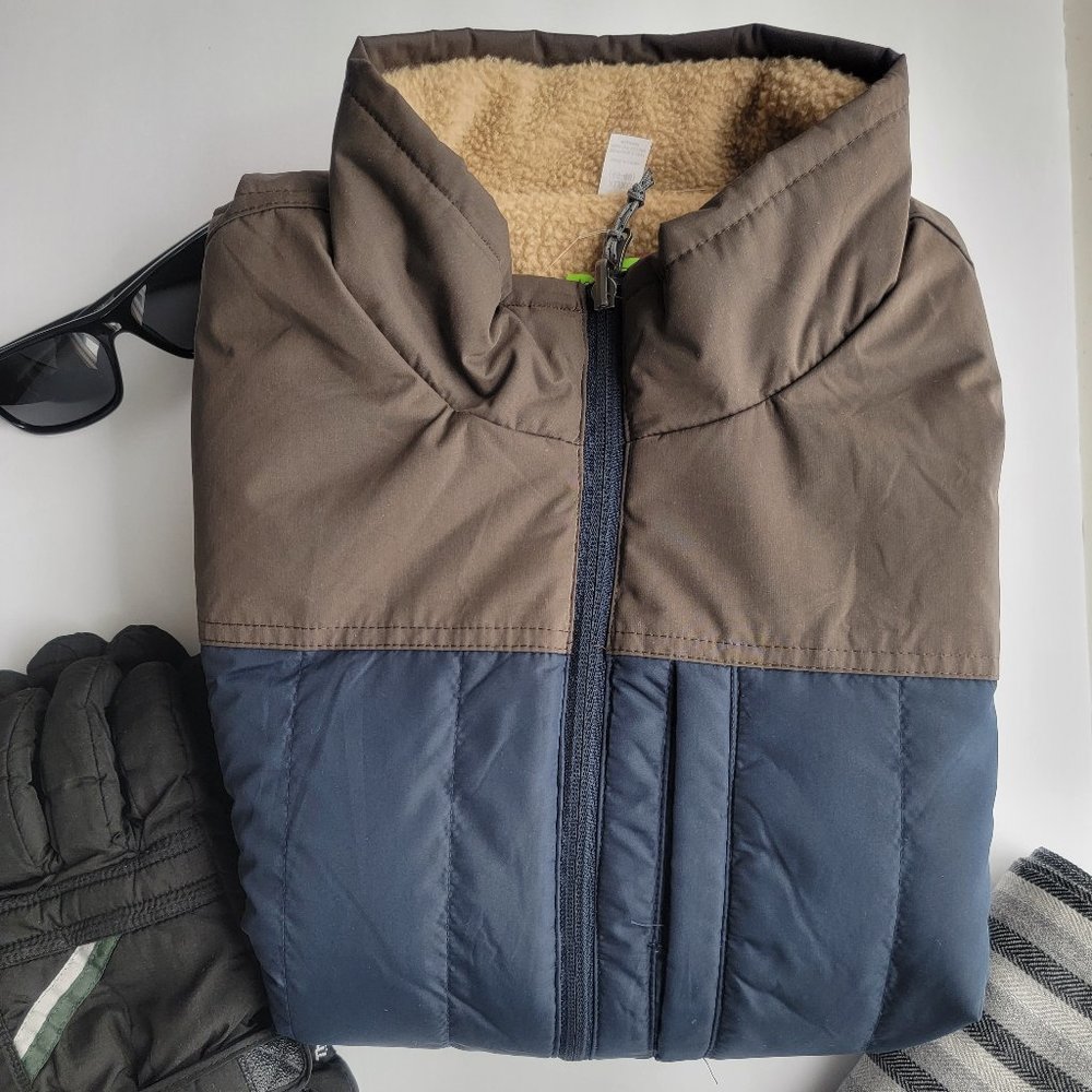 NEW - Free Country Men's Reversible Sherpa Insulated Vest Jacket Navy/Size XL